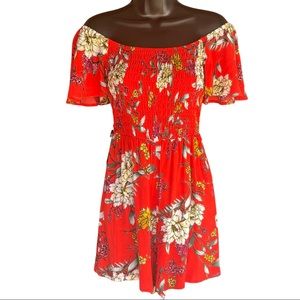 🩷2/$15 Floral Romper On/Off Shoulder Stretch Small Bright Red